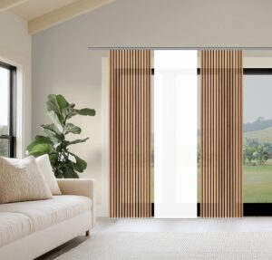 Schiebevorhang-Set Panilo, blickdicht in Seidenoptik mit Digitaldruck, dekoratives Holzpaneel aus schwarzen & braunen Längsstreifen, vertikal über gesamter Vorhangfläche: 2 Schieber bedruckt, 1 Schieber uni-weiss