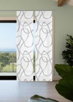 Schiebevorhang 2er-Set Ophelia grau, halbtransparente Bambus-Optik mit Digitaldruck: vertikales Schlangenlinien-Dekor, grau auf weissem Grund über die gesamte Vorhangfläche. 2 Schieber bedruckt